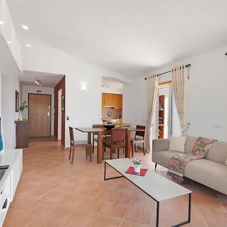 Apartment Clos Des Lyces